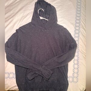 Lululemon Gray Long-Sleeve Hooded Top